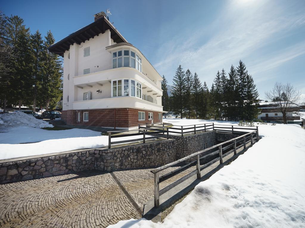 Villa Tullia - Stayincortina Cortina dʼAmpezzo Exteriér fotografie
