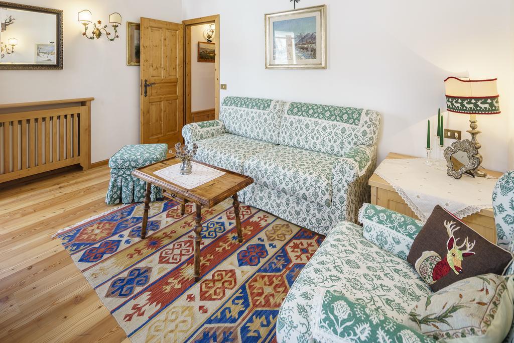 Villa Tullia - Stayincortina Cortina dʼAmpezzo Exteriér fotografie
